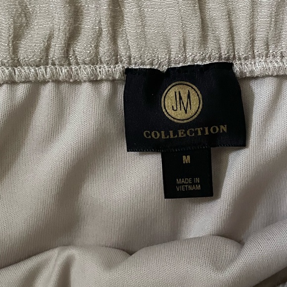 Long skirt with elastic , detailed waist - Picture 4 of 6